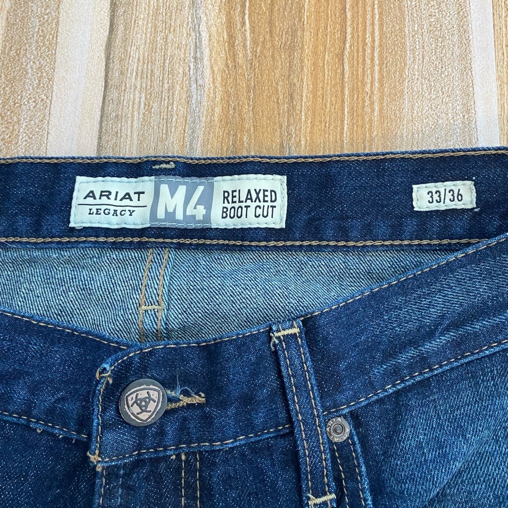 Ariat M4 Legacy Relaxed Fit Boot Cut Jeans Men’s True Size 33/36 Blue NWOT - Picture 6 of 12